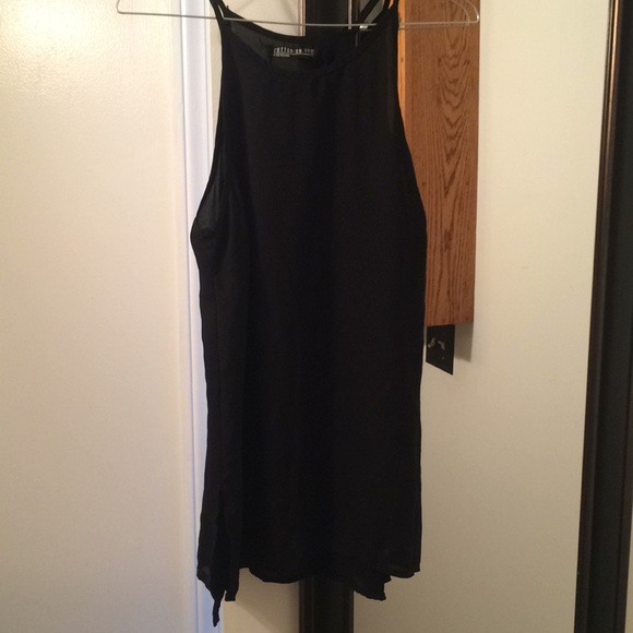 Top - Picture 2 of 2